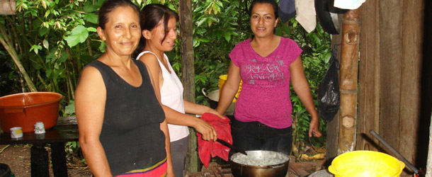 cooking with local families to improve their diet and nutrition through a sustainable development project by Yanapuma